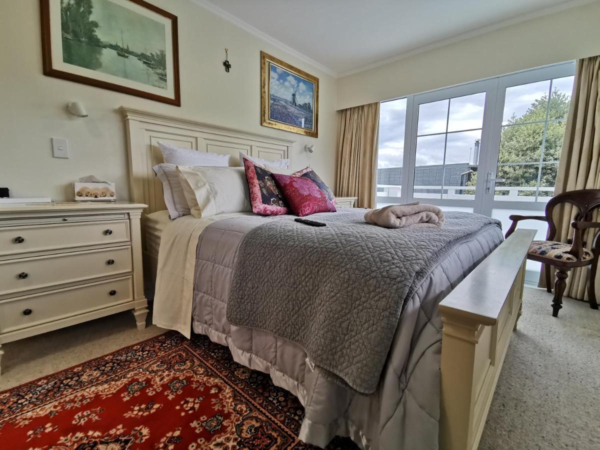 Geyser Lookout Bnb Rotorua Bagian luar foto