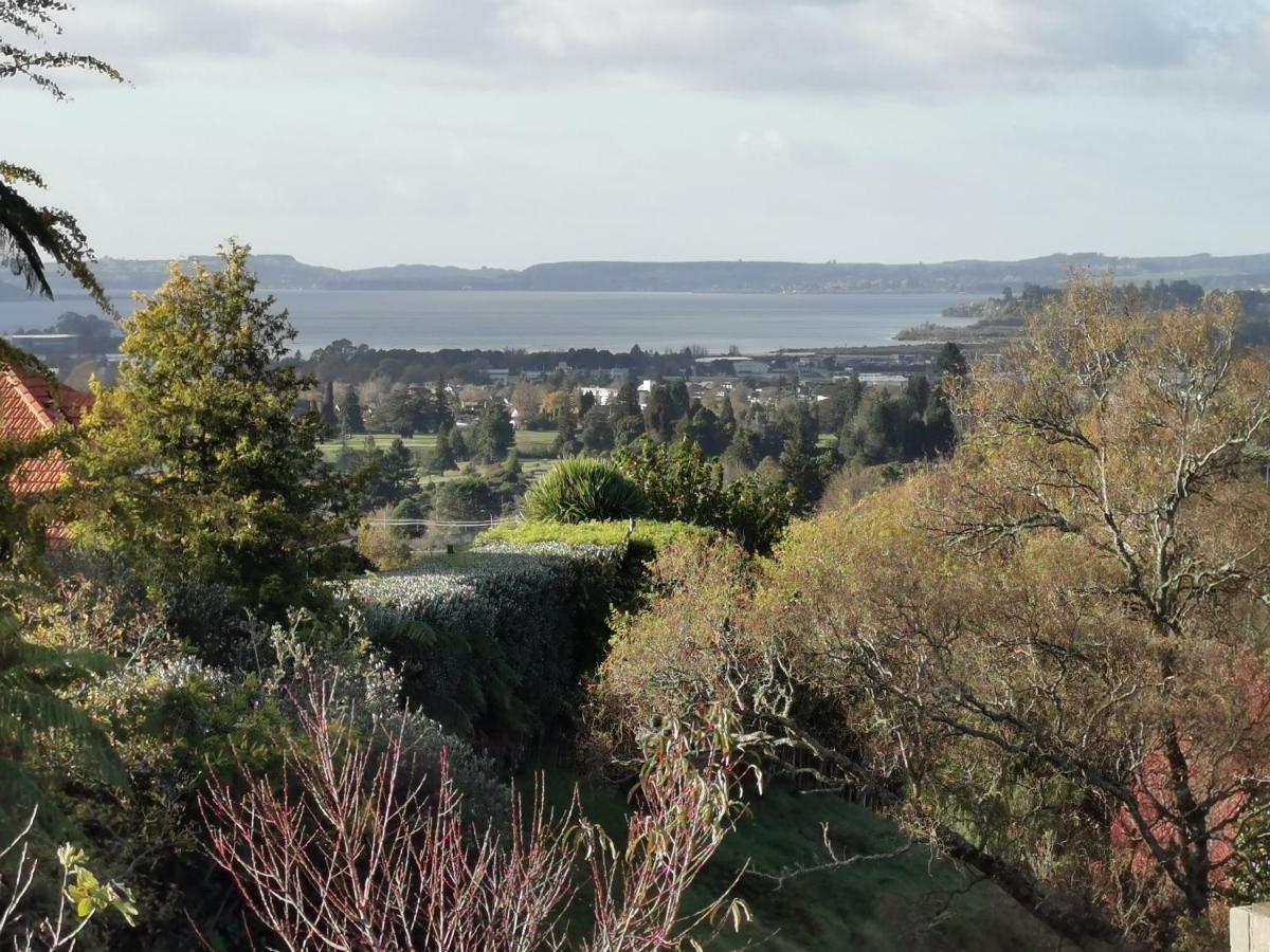 Geyser Lookout Bnb Rotorua Bagian luar foto