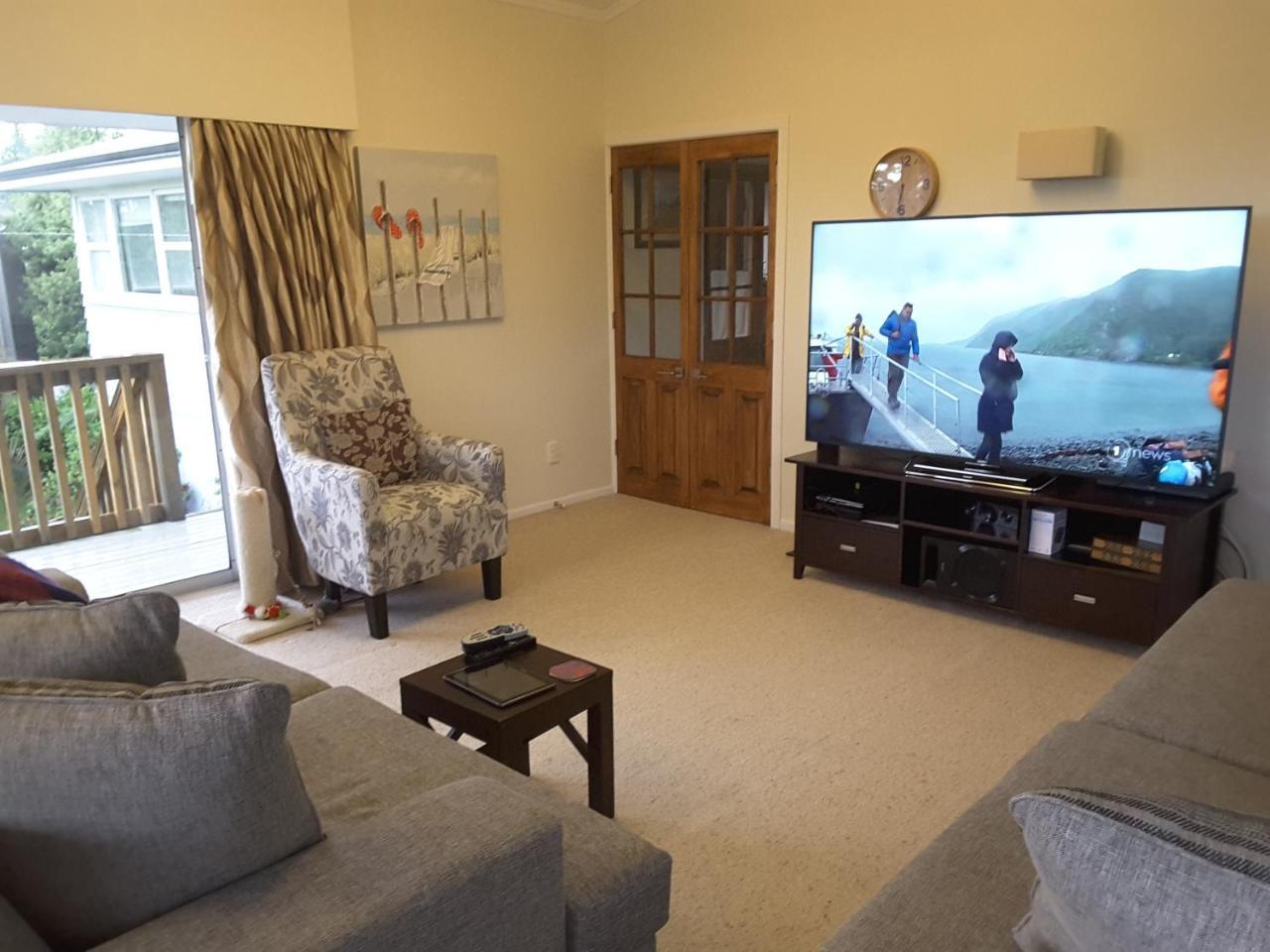 Geyser Lookout Bnb Rotorua Bagian luar foto