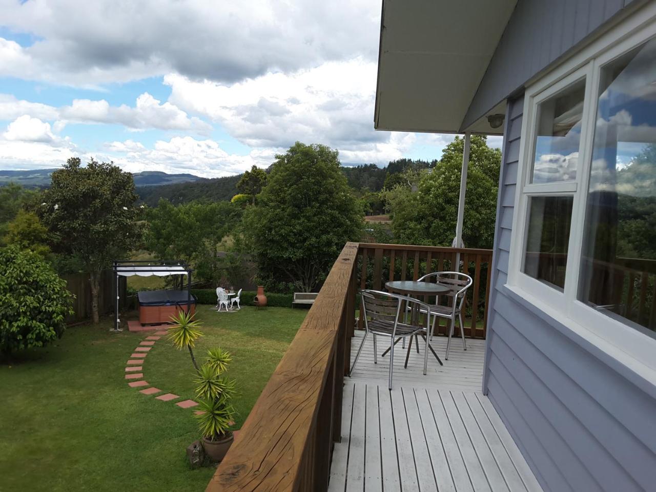 Geyser Lookout Bnb Rotorua Bagian luar foto