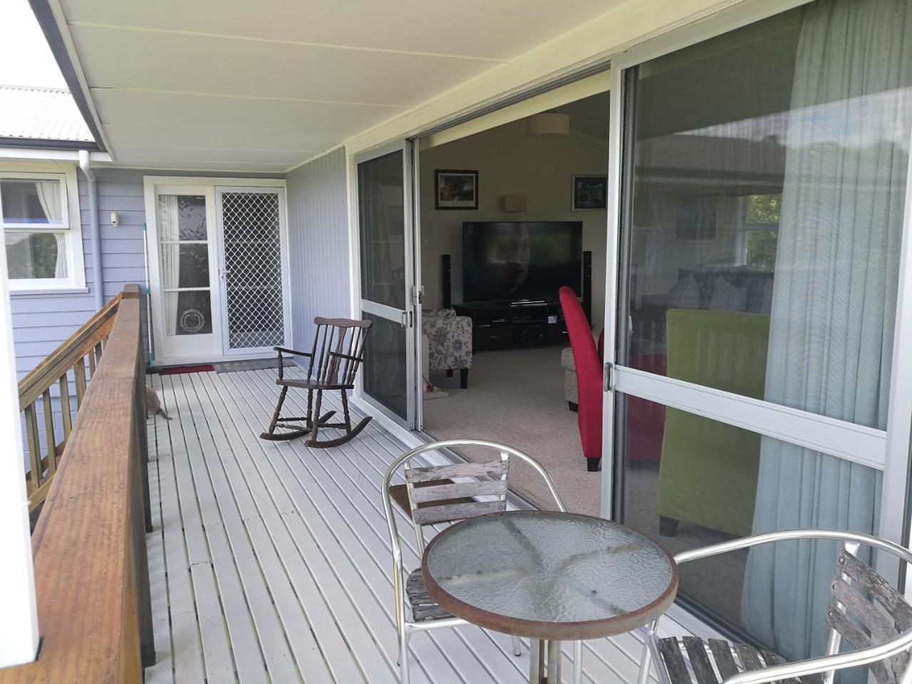 Geyser Lookout Bnb Rotorua Bagian luar foto