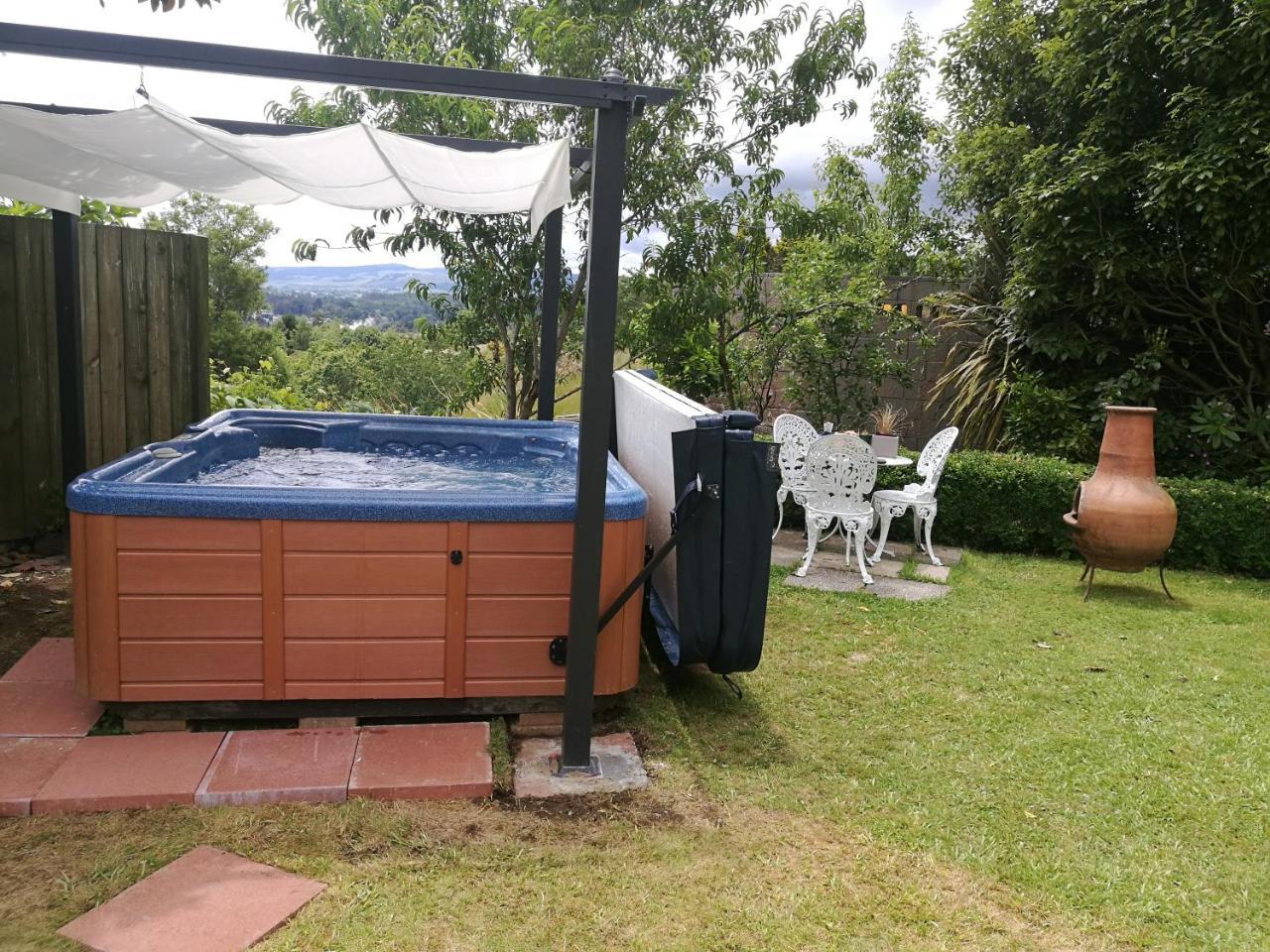 Geyser Lookout Bnb Rotorua Bagian luar foto